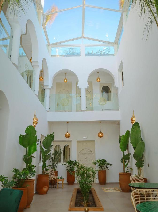 Riad Dar Blanche &